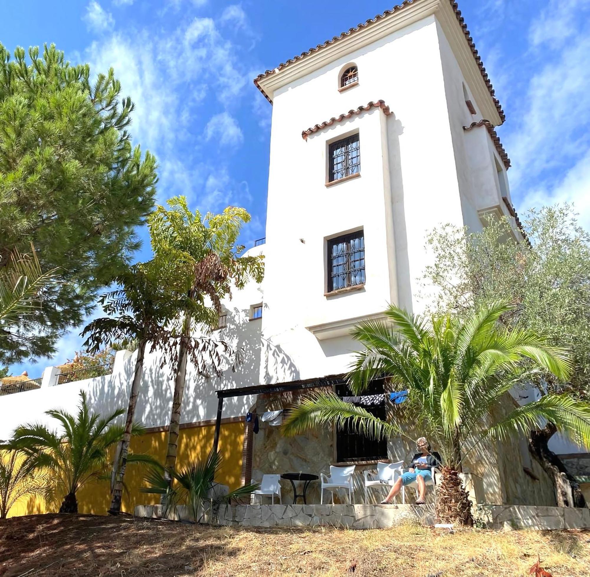 Castle Tower Apartment In Rural Holiday Park 'Bernard' Tolox Eksteriør bilde